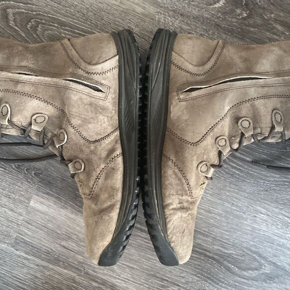 Teva Tan & Mint Green Suede Boots Lace-Up Tons of Details Insulations Boho sz11 - Picture 5 of 13